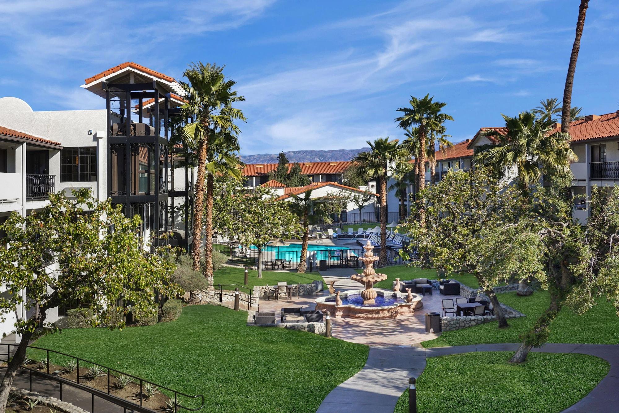 Embassy Suites By Hilton Palm Desert Bagian luar foto