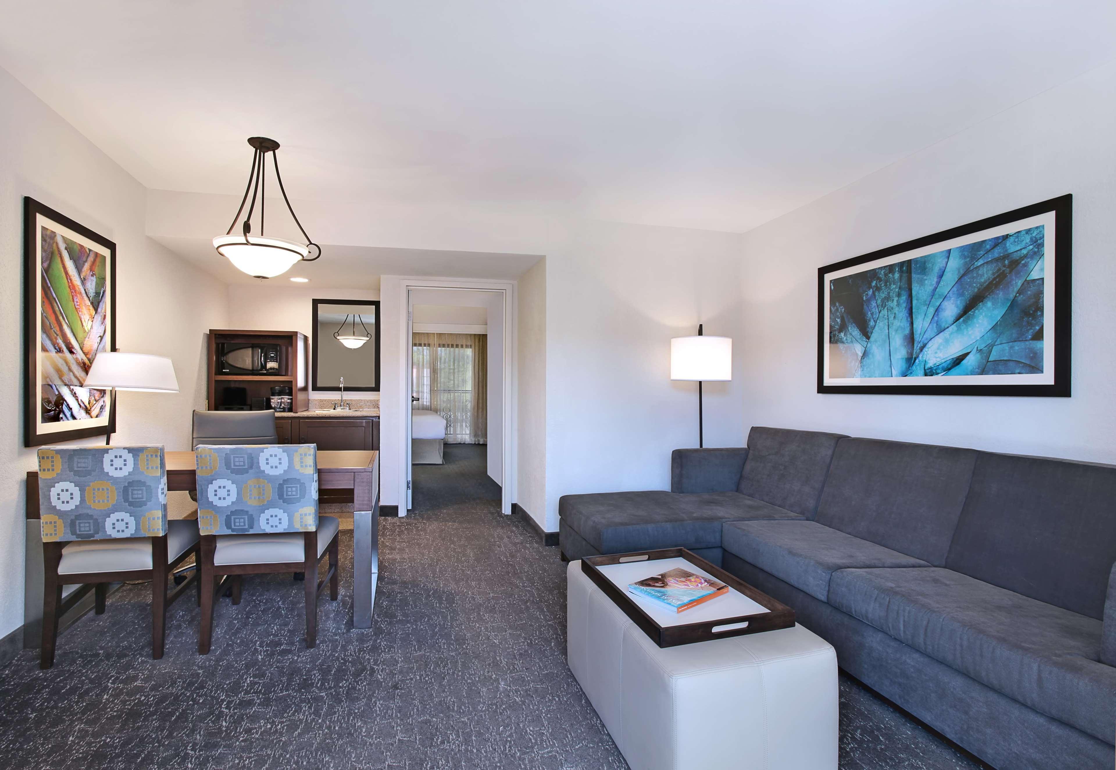 Embassy Suites By Hilton Palm Desert Ruang foto