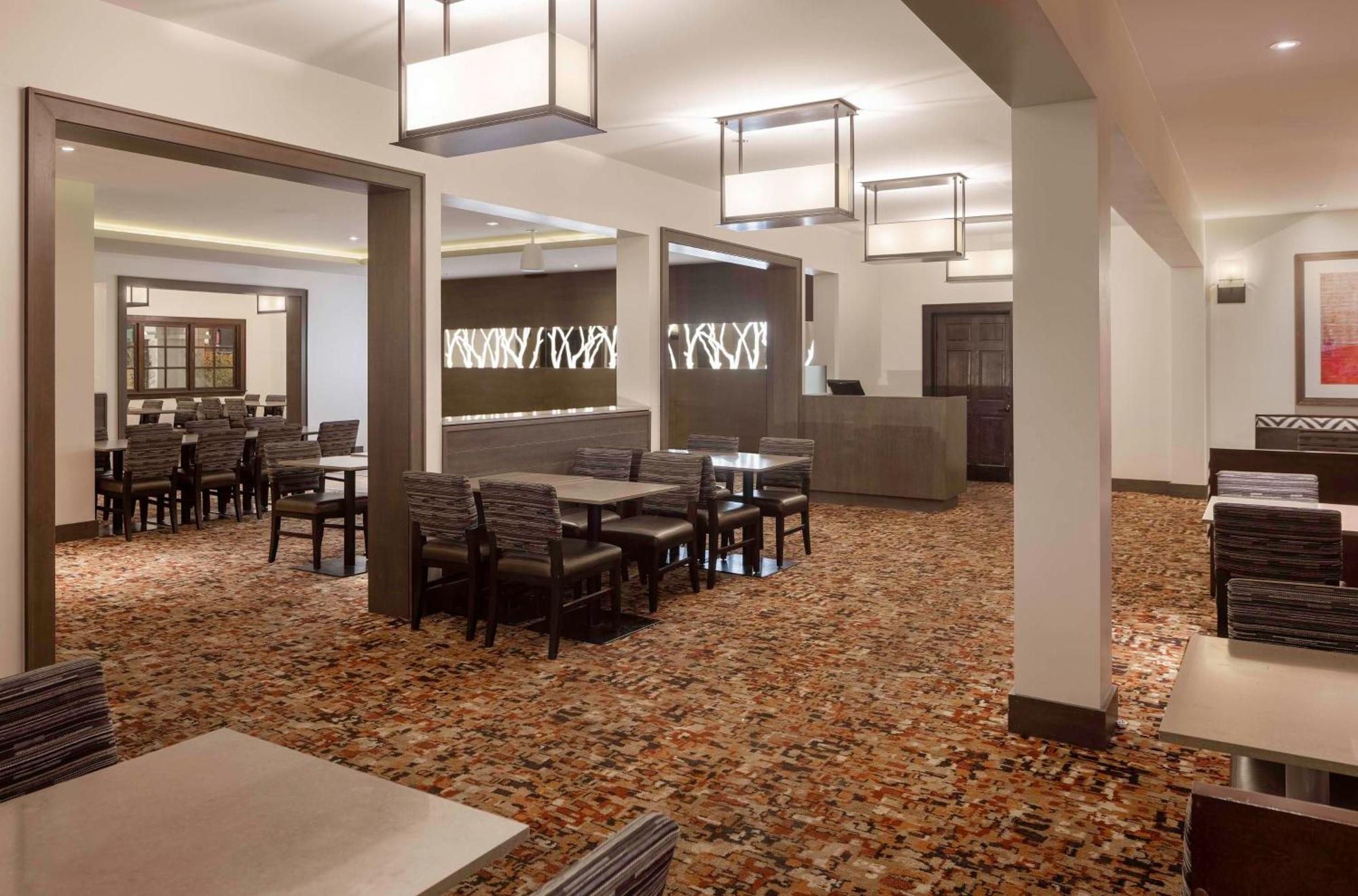 Embassy Suites By Hilton Palm Desert Bagian luar foto