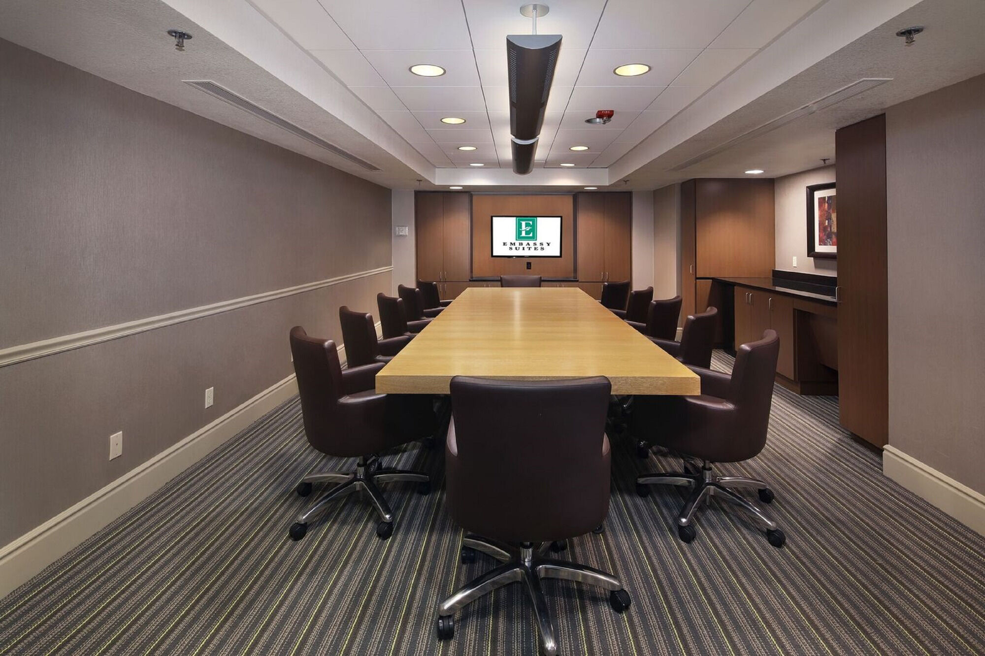 Embassy Suites By Hilton Palm Desert Bisnis foto